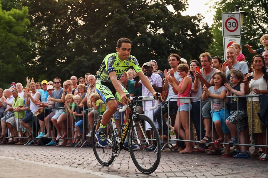 Un assaggio di pav per Alberto Contador. Getty